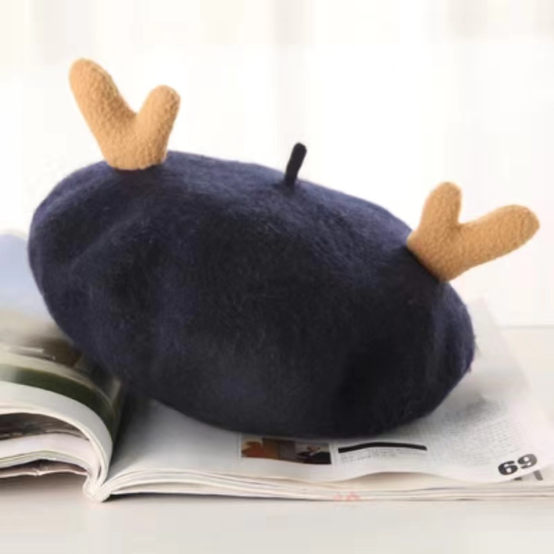 Creative Berets For Christmas