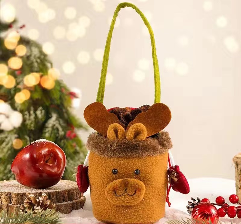 Apple Tote With Christmas Decorations